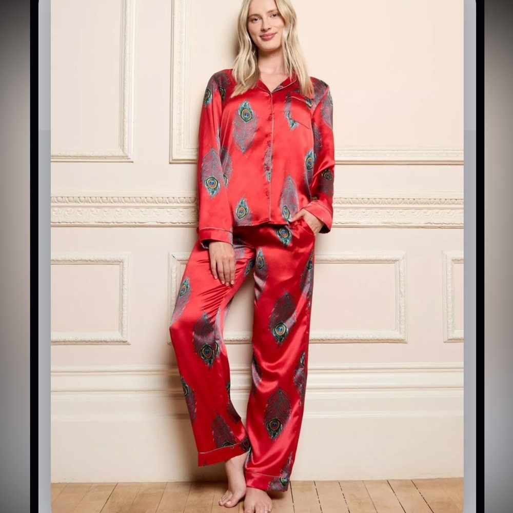 Their Nibs Womens Satin Traditional Short Sleeve Pajamas Red Peacock Feather M